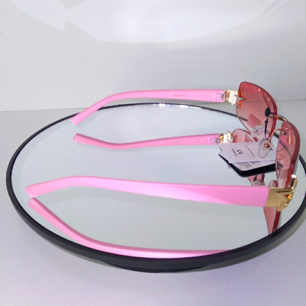 Pink Gold Star Square Sunglasses - Picture 3 of 7